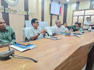 जौनपुर: विद्यालयों में बच्चों को निपुण बनाने के लिए हुई समीक्षा बैठक  | #NayaSaveraNetwork