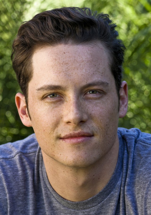 Jesse Soffer has booked a guest star on the hit CBS show THE MENTALIST