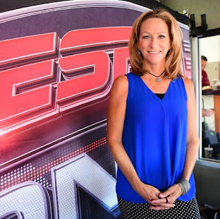 Beth Mowins posing for the picture