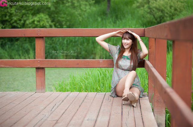2 Lee Eun Hye Outdoor-very cute asian girl-girlcute4u.blogspot.com