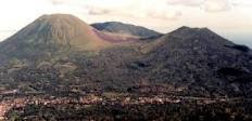 GUNUNG LOKON DAN GUNUNG EMPUNG