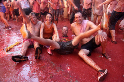 Tomato Fight Seen On www.coolpicturegallery.net