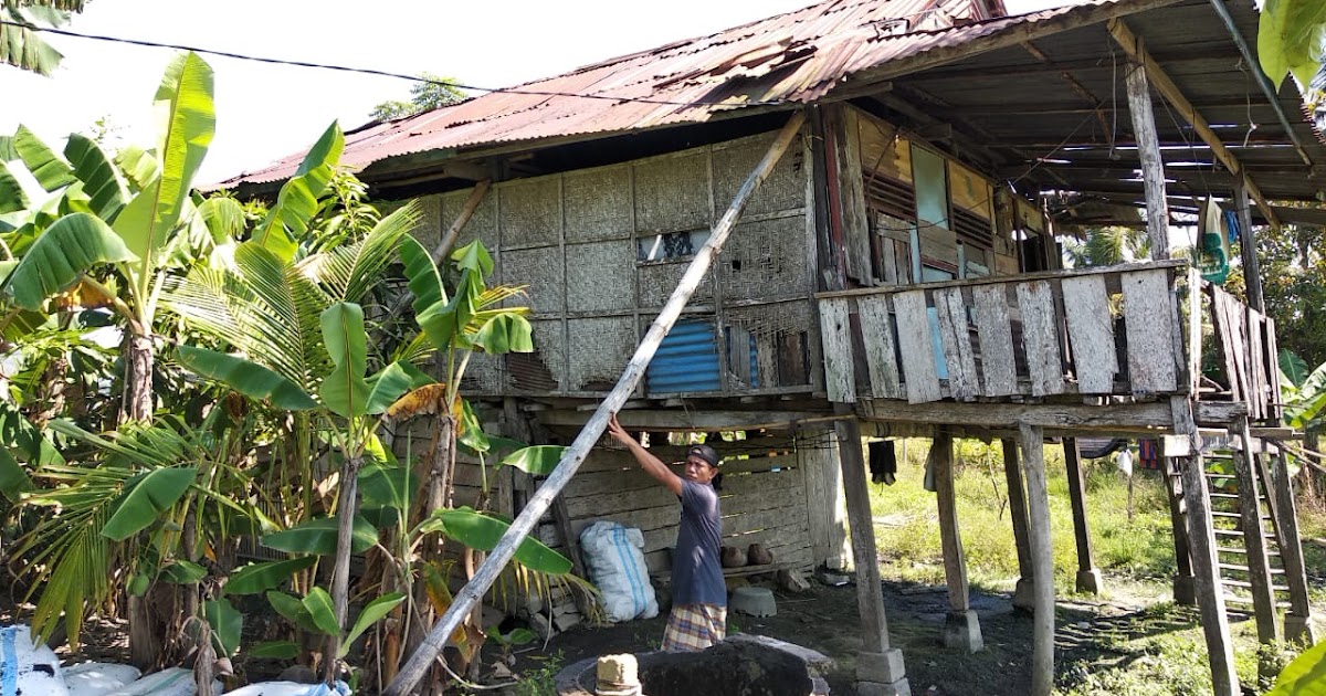  Rumah  Reot Warga Miskin  di Pelitakan Tak Tersentuh Bantuan 