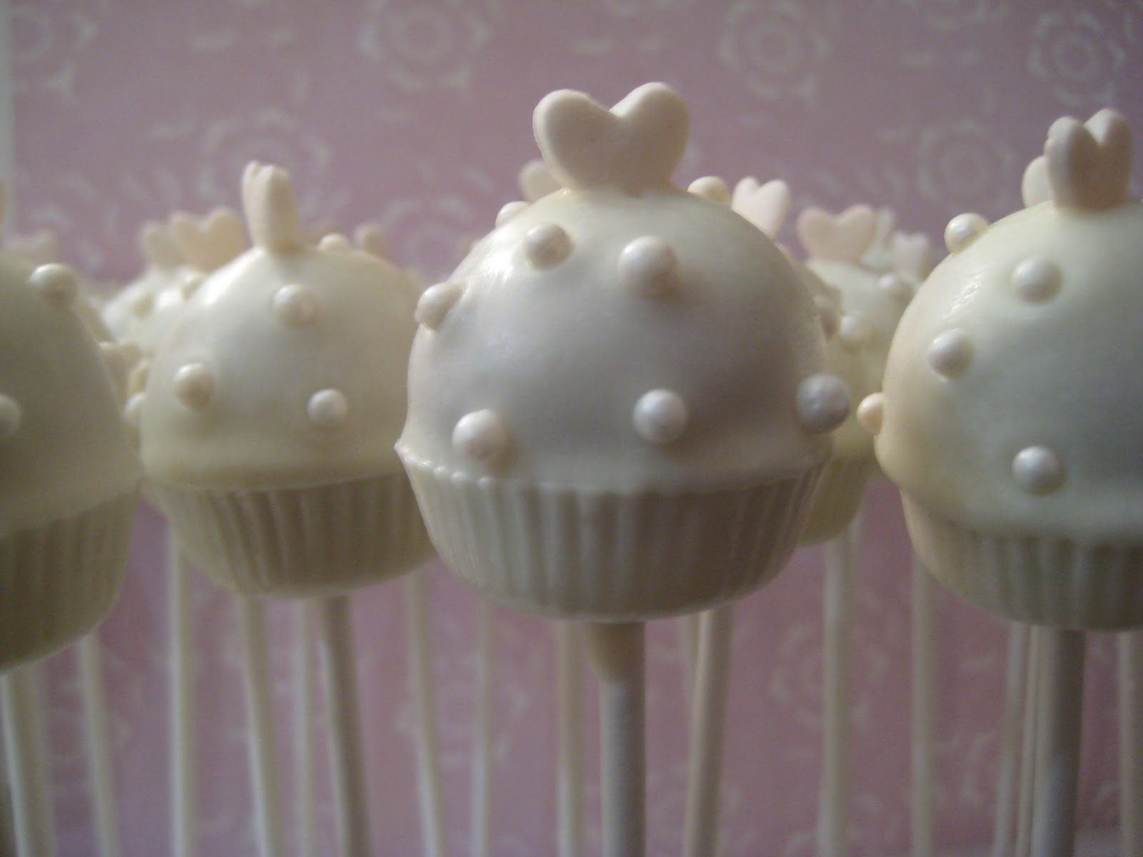 cake pops recipe Cake Pop Wedding Favors via Cake Pop LA