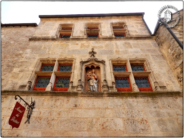 FLAVIGNY-SUR-OZERAIN (21) - Maison du Donataire (XVe siècle)