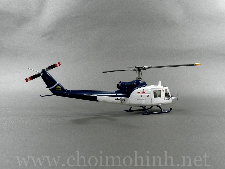 UH-1 Helicopter 1:72 Hobby Master Limited back