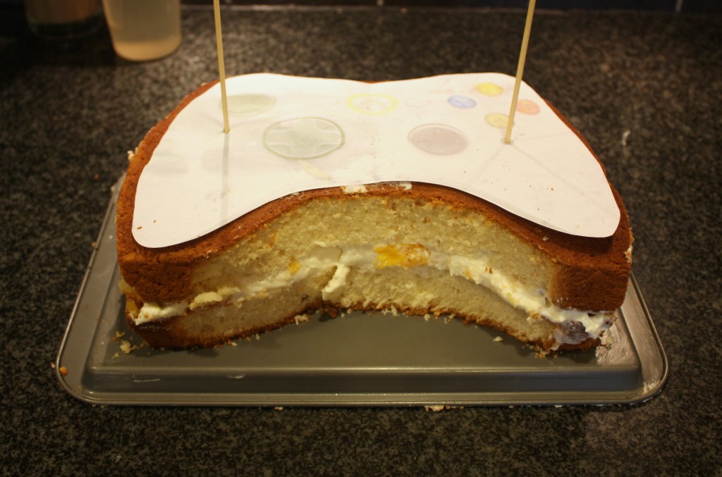 the createry shop make an xbox 360 controller cake