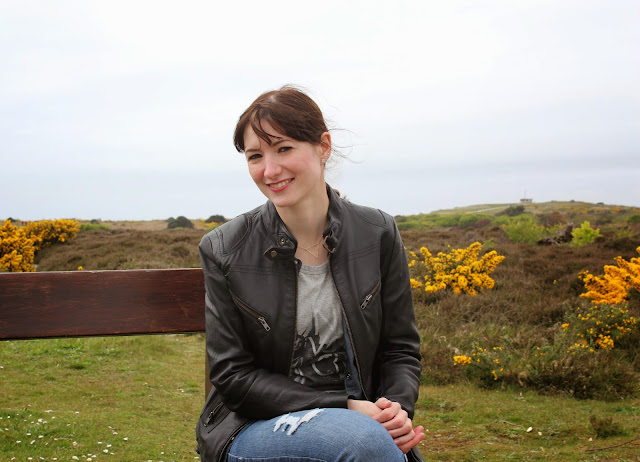 posing-alone, yellow-background-flowers, hengistbury-head