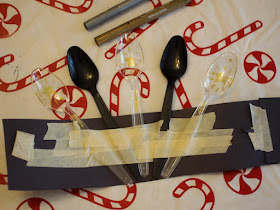 how to make plastic spoon new year crowns- super fun and easy kids craft