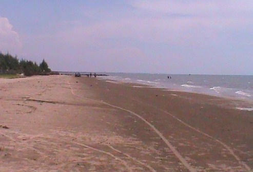 Pesona Keindahan Wisata Pantai Caruban Lasem Di Gedongmulyo