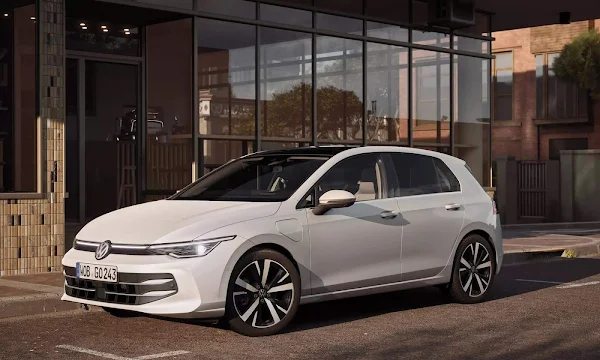 Novo VW Golf 2025: produção iniciada na Alemanha