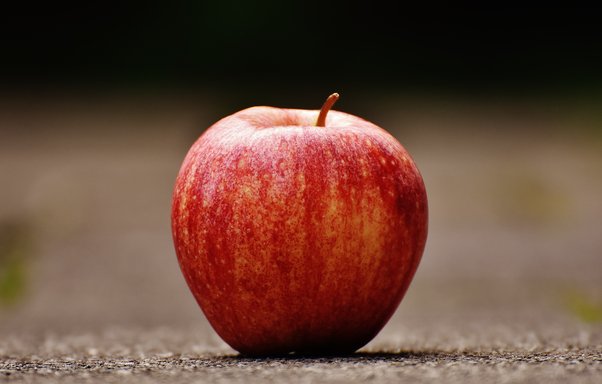 Can I Eat an Apple with an Empty Stomach? Debunking Myths and Revealing the Benefits