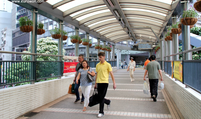 Pasarela elevada en Hong Kong