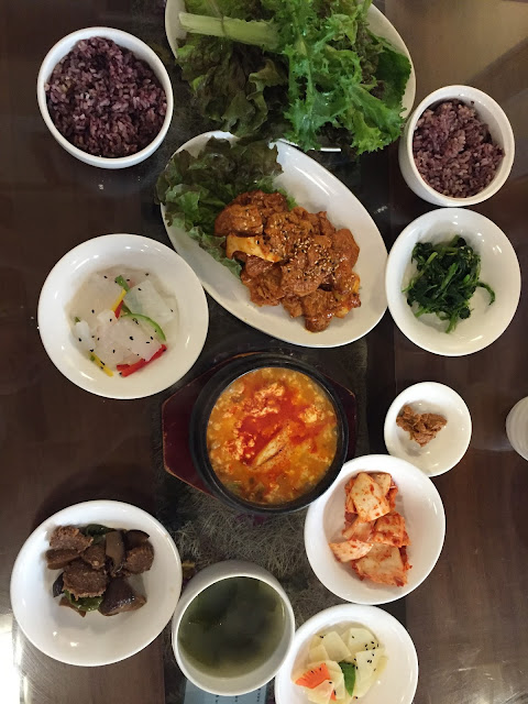 Oh Se Gae Hyang vegetarian restaurant in Insadong, Seoul serves vegetarian Korean food so is a great way to taste traditional Korean food if you are vegan or vegetarian!