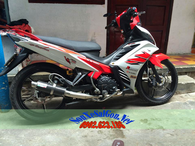 Sơn xe Exciter 2011 màu trắng đỏ