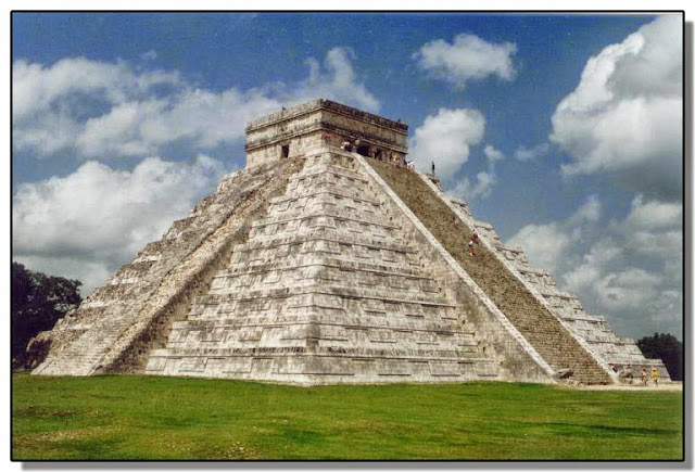 El Templo de Kukulkán (México)