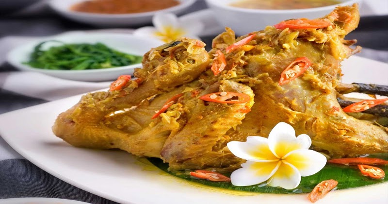 wisata kuliner Kuliner Bali  Ayam  betutu 