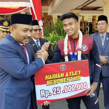 Hari Kebangkitan Nasional (Harkitnas) 2023 Bupati Ngawi Ony Anwar Harsono Beri Apresiasi Irfan Jauhari dalam berita Ngawi terkini dan viral