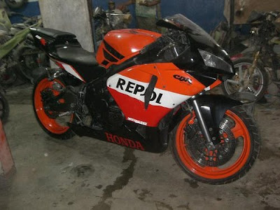 New Motorcycle  Honda CBR 400  R   RR  Sport bike