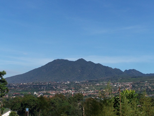 Panduan Wisata Gunung Tangkuban Parahu