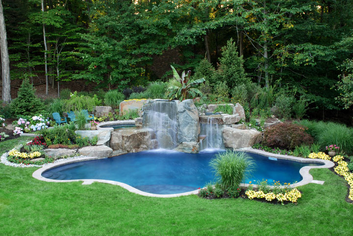 Swimming Pool Landscaping Ideas