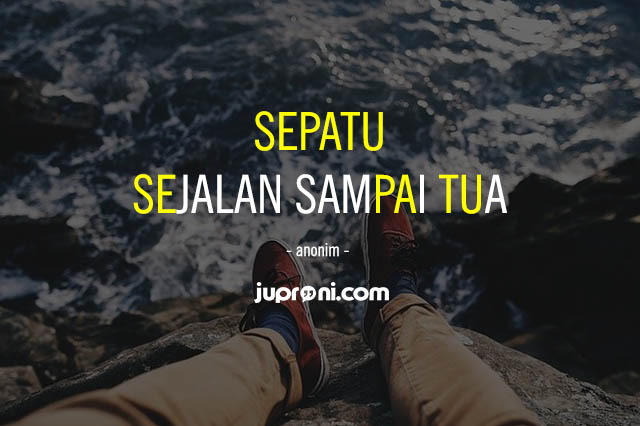 50 Kata Kata Caption Sepasang Sepatu yang Bijak dan Romantis