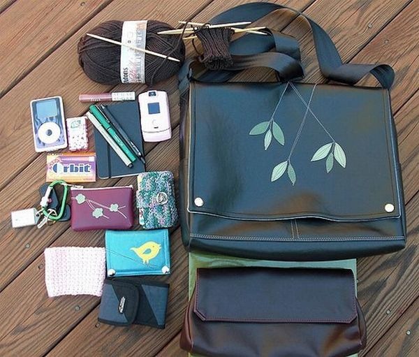 handbag-content (11)