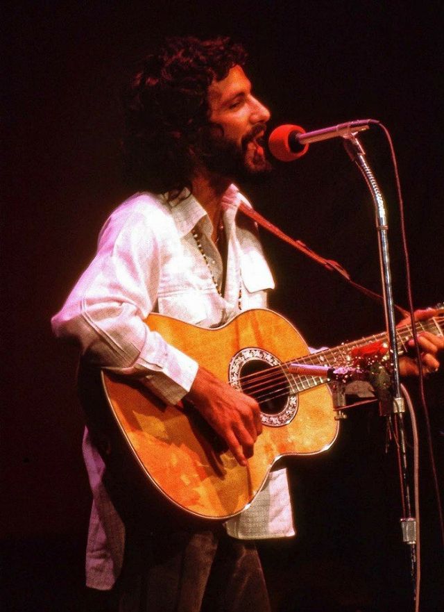 40 Vintage Photos Show Styles of a Young Cat Stevens in the 1960s and ...