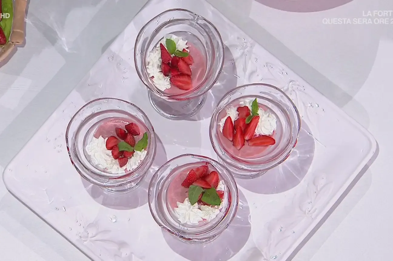 Mousse alle fragole di zia Cri