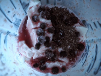 smoothie, tehosekoitin, marjat, rahka, quark, blueberries, mustikka, chia siemenet, chia siemen, smoothie, 