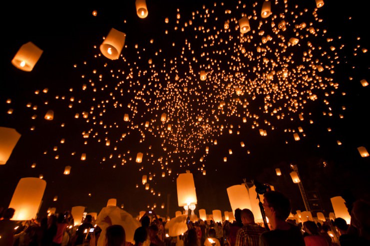 The Shining Yi Peng Festival in Thailand