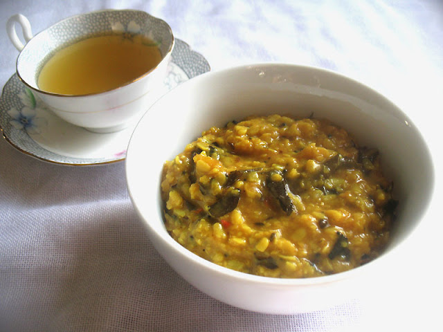 Quick and Easy Lemon Urad Dal