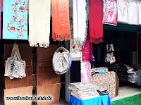 Pashmina Shawls and Handicrafts, Pahalgam, Kashmir