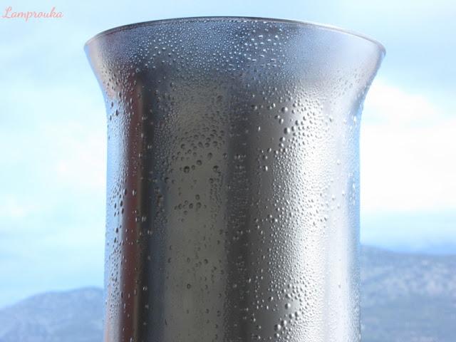 Τεχνική mercury glass σε γυάλινα βάζα.