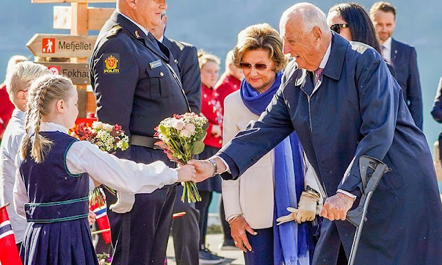 King Harald and Queen Sonja, Crown Prince Haakon and Crown Princess Mette-Marit