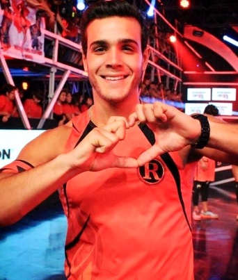 Foto de Mario Irivarren en el canal de televisión