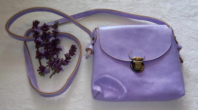 www.dresslily.com/pu-leather-design-crossbody-bag-for-women-product1189749.html?lkid=461745