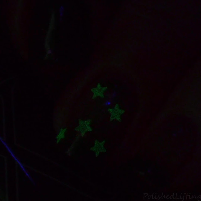 glow in the dark star glitter