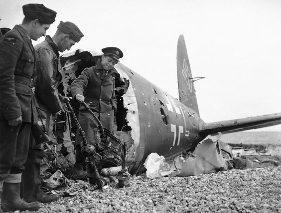13 July 1940 worldwartwo.filminspector.com Heinkel He 111