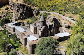 El Monasterio de Geghard en Armenia