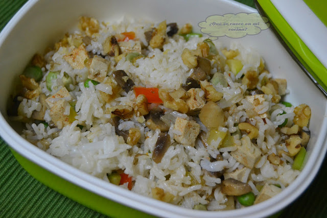 Tupper arroz vegano con tofu