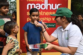 Madhur Sugars collaboration with Robin Hood Army brings smiles on a 1000 faces