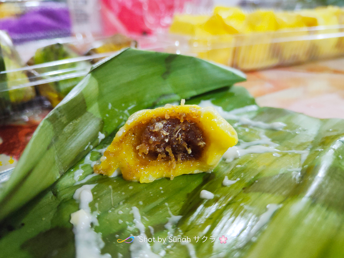 Wordless Wednesday Durian Crepe Kuih Koci Durian Dapo Mokcik