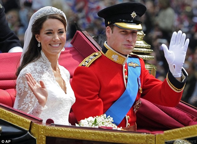 william kate. william kate wedding cake.