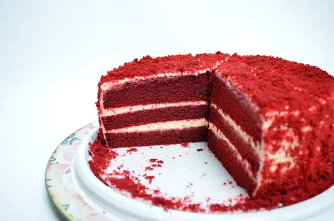 The Irresistible Charm of Red Velvet Cake: A Delightful Symphony of Flavors and Colors