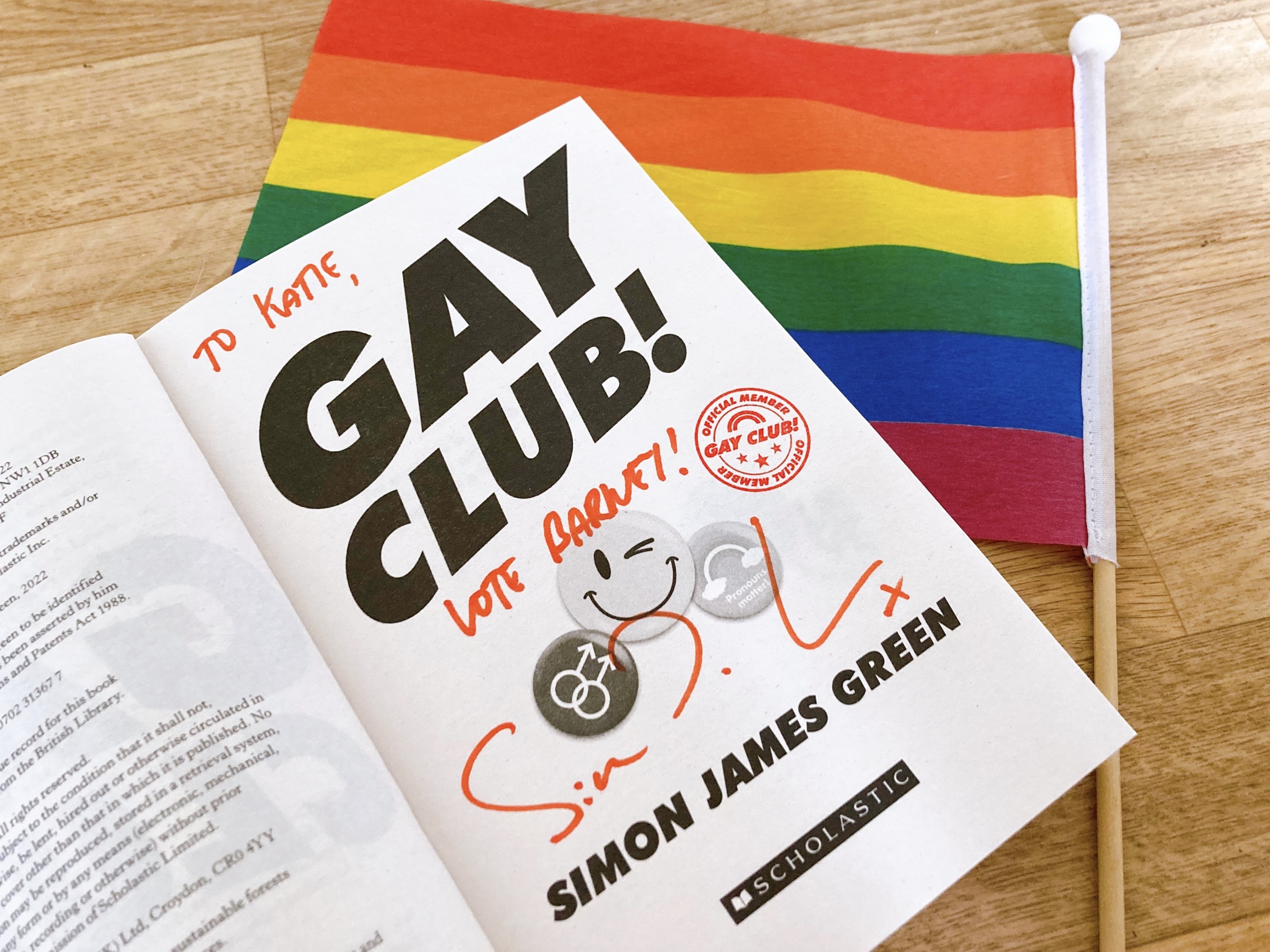 Gay Club! — Simon James Green