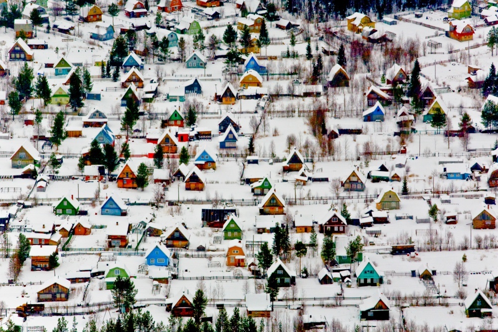 The 100 best photographs ever taken without photoshop - Holiday village near Arkhangelsk, Russia