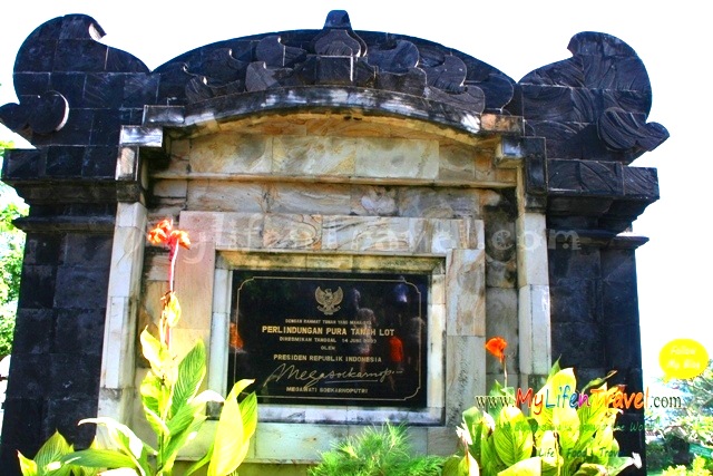 Pura Tanah Lot temple 005