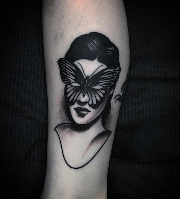 este_invulgar_tatuagem_de_borboleta