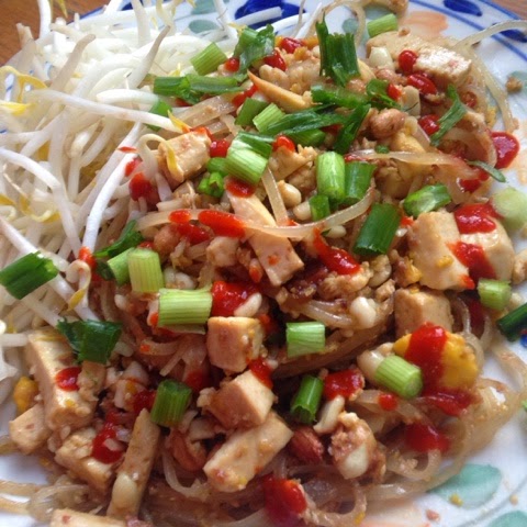 Recipe: Vegetarian Pad Thai ~ Living, Learning, Eating